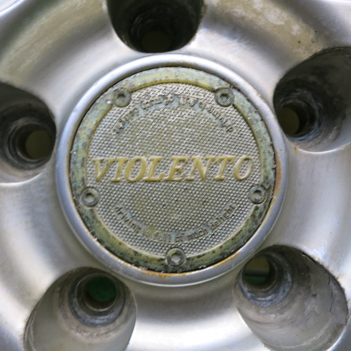 バリ溝!24年!9.5分★スタッドレス 195/65R15 プラクティバ アイス BP02 ヨコハマ製 VIOLENTO ヴィオレント 15インチ PCD114.3/5H★5092711HAス