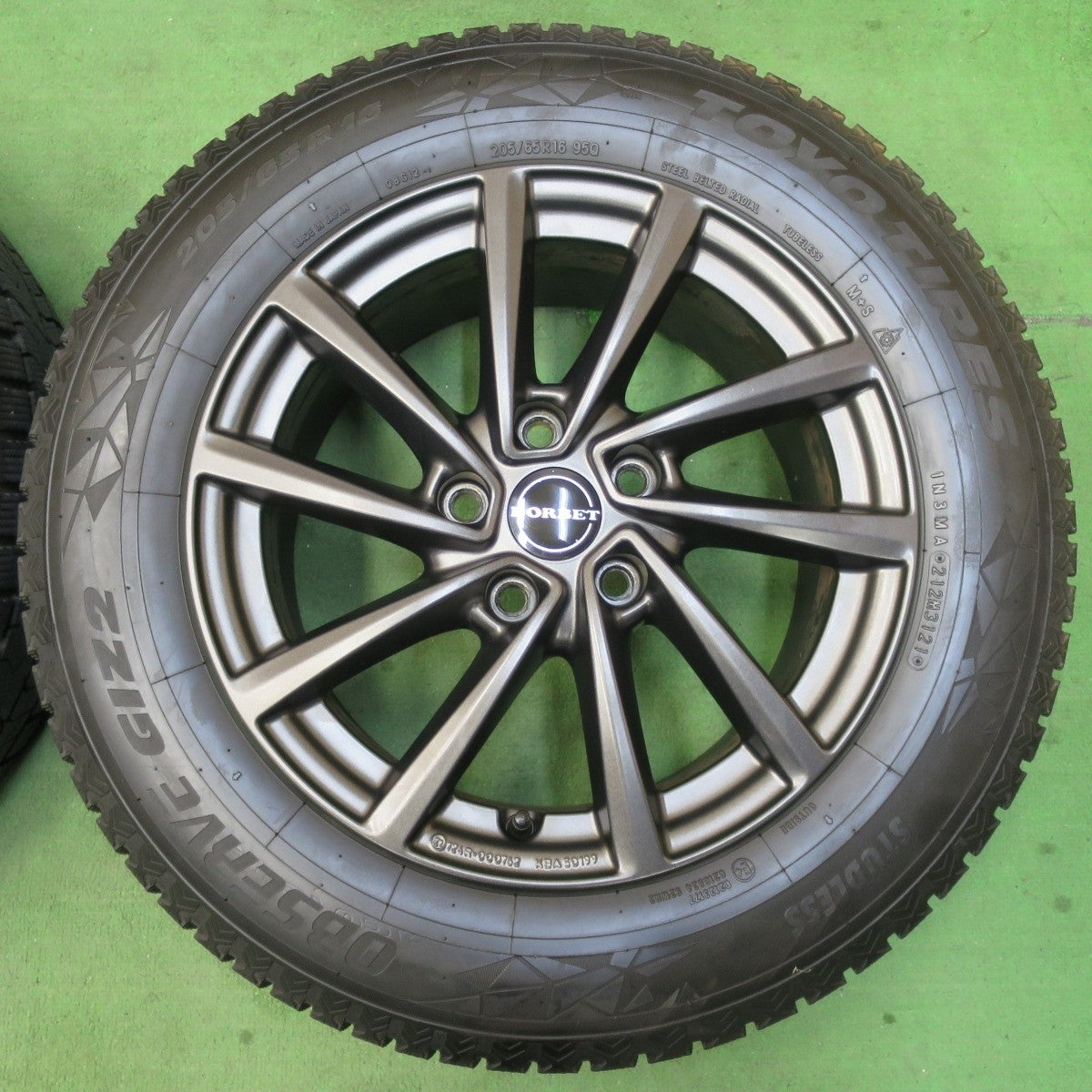 バリ溝!21年!キレイ!9分★ワーゲン 等 BORBET typeV 205/65R16 スタッドレス トーヨー オブザーブ GIZ2 ボルベット 16インチ PCD112/5H★5022609イス