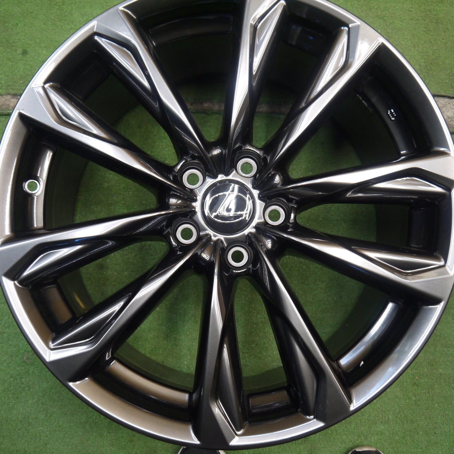 新車外し★レクサス IS Fスポーツ 純正 ホイール 19インチ 19×8.5J 19×9.5J PCD114.3/5H★5062007Hホ