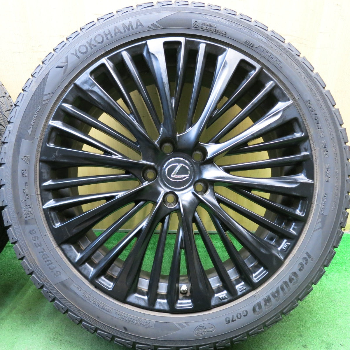センサー付!バリ溝!23年!キレイ!9.5分★レクサス 等 235/50R20 スタッドレス ヨコハマ アイスガード G075 レアマイスター PREMIX MER-X PCD114.3/5H★5081901HAス