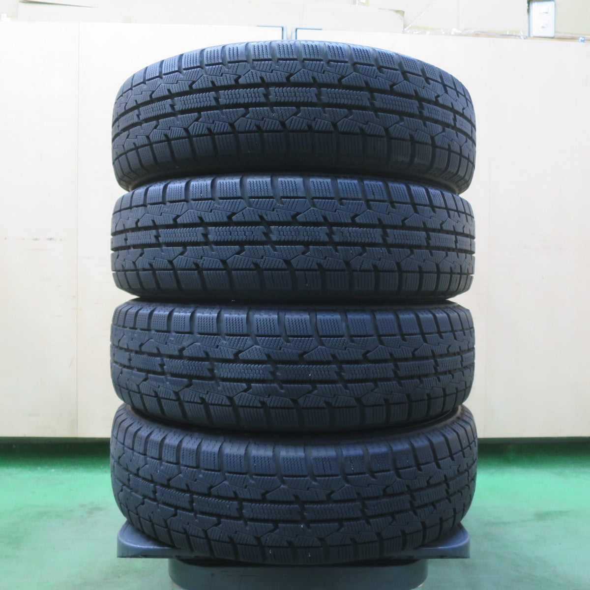 バリ溝!22年!キレイ!9分★スタッドレス 155/65R14 トーヨー ガリット GIZ VEMOTION Vエモーション 14インチ PCD100/4H★6033008イス