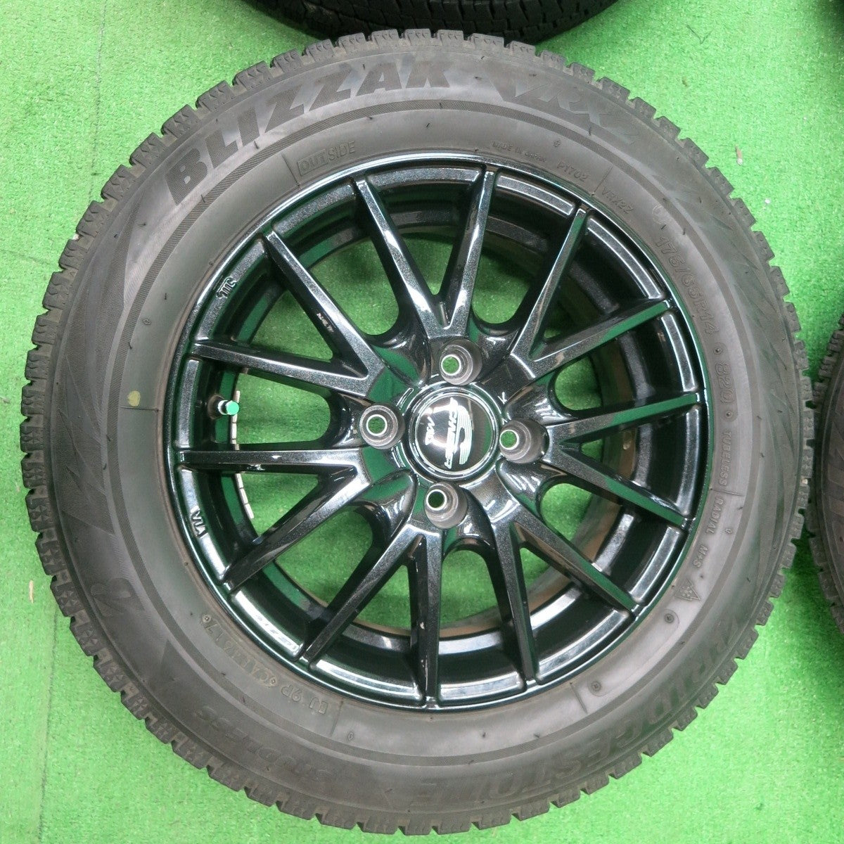キレイ★スタッドレス 175/65R14 ブリヂストン ブリザック VRX2 SCHNEIDER MiD シュナイダー 14インチ PCD100/4H★4043006ナス