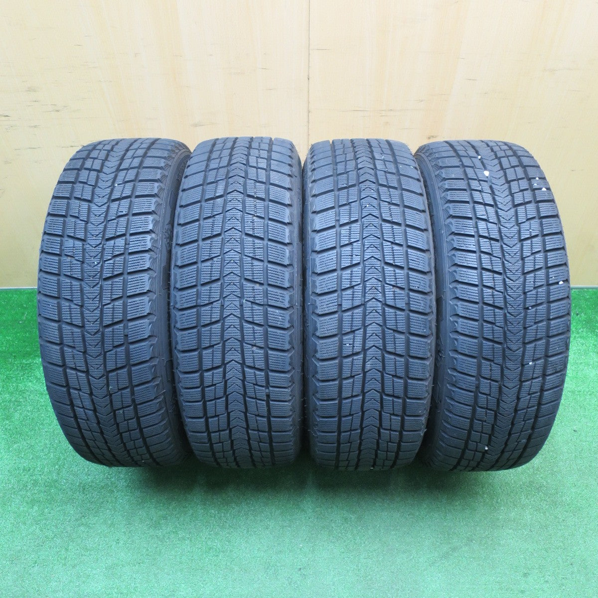 バリ溝!22年!キレイ!9.5分★XV 等 225/60R17 スタッドレス ネクセン ウィンガード アイス SUV JOKER ジョーカー 17インチ PCD100/5H★5110501NJス