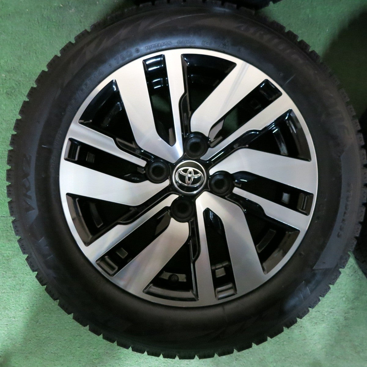 キレイ★トヨタ ルーミー カスタム G 純正 165/65R14 スタッドレス ブリヂストン ブリザック VRX2 14インチ PCD100/4H★5012812SYス