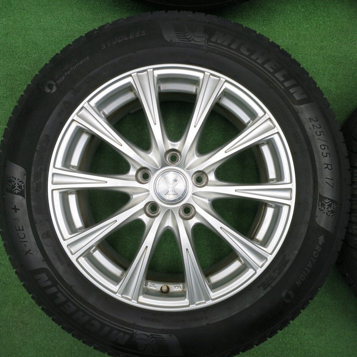 キレイ★スタッドレス 225/65R17 ミシュラン X-ICE3+ STAYER ステイヤー 17インチ PCD114.3/5H★4111907TNス
