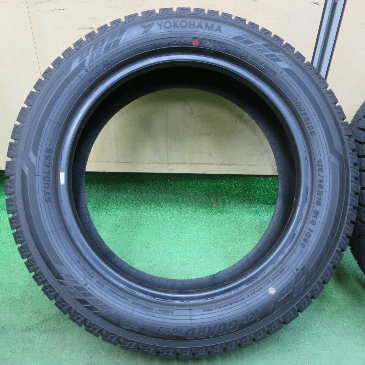 バリ溝!23年!ほぼ10分★スタッドレス 165/65R15 ヨコハマ アイスガード iG60 タイヤ 15インチ タフト ハスラー ソリオ デリカ D:2 等★5012205イスタ