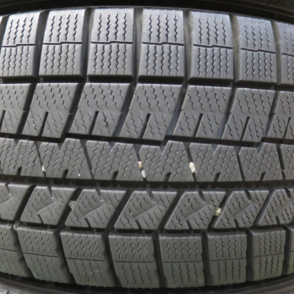 バリ溝!21年!キレイ!9.5分★マツダ3 ファストバック 純正 215/45R18 スタッドレス ダンロップ ウインターマックス 03 18インチ PCD114.3/5H★5112815イス