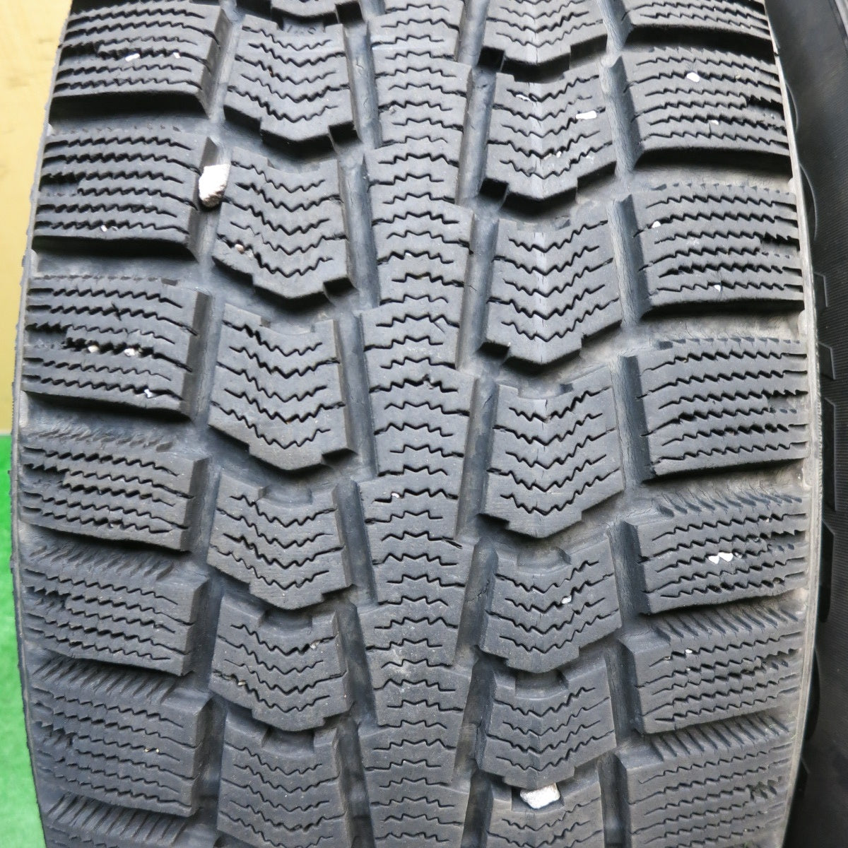 バリ溝!9分★ボルボ 等 TECMAG Type206R 235/60R18 スタッドレス ピレリ アイスコントロール 18インチ テクマグ PCD108/5H★5051203AKス
