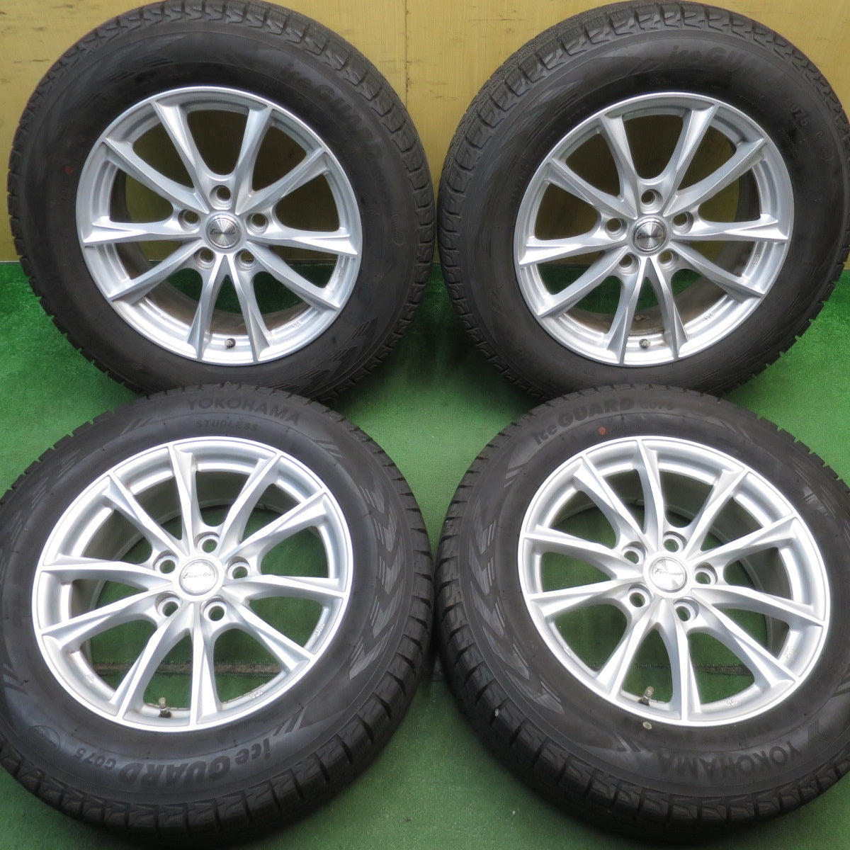 バリ溝!23年!キレイ!9.5分★40系 アルファード ヴェルファイア 等 225/65R17 スタッドレス ヨコハマ アイスガード G075 Exceeder エクシーダー PCD120/5H★5070403NJス