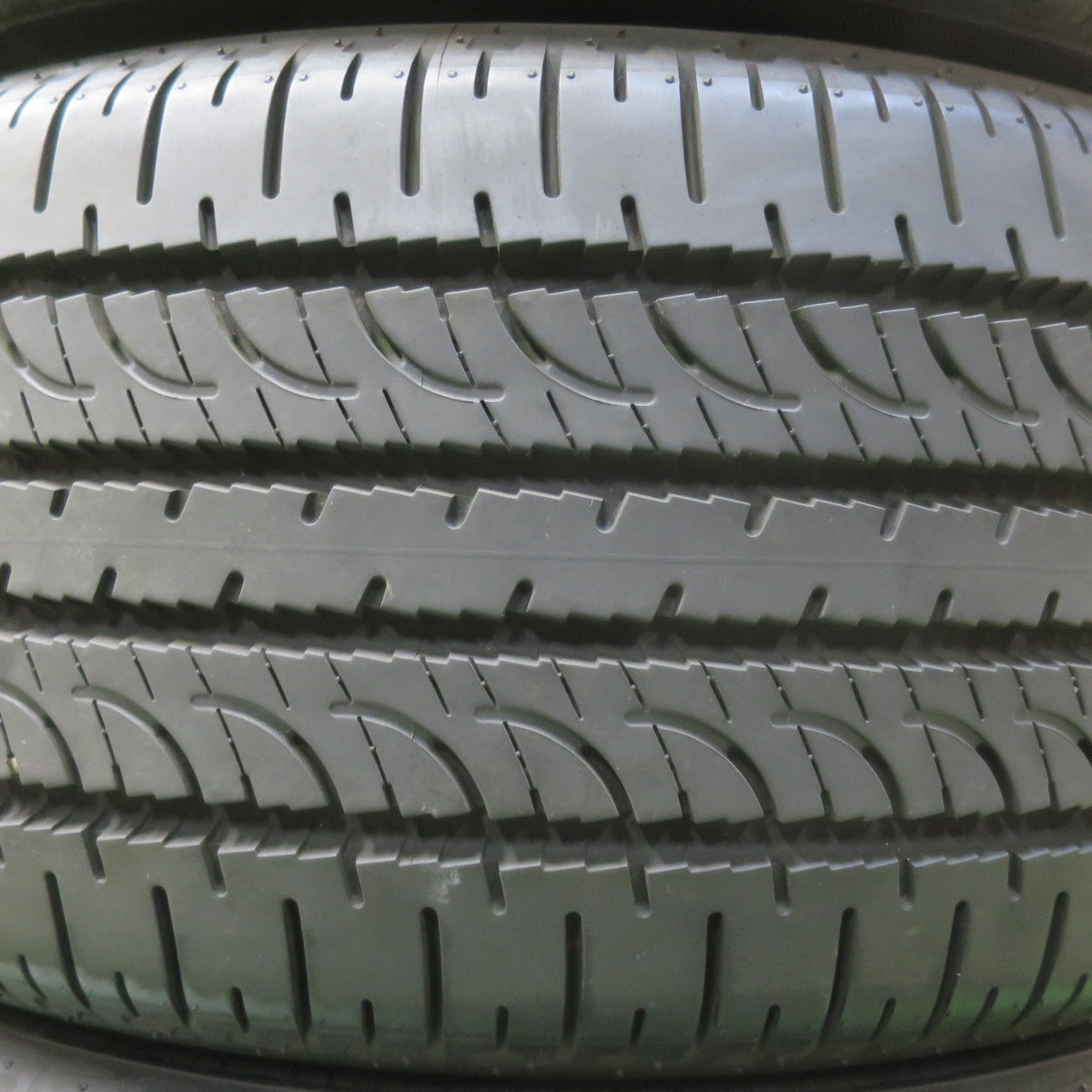 バリ溝!25年!9.5分★225/55R18 ヨコハマ ジオランダー SUV G055 G055E タイヤ 18インチ デリカ D:5 フォレスター ZR-V エクリプスクロス 等★5121002イノタ