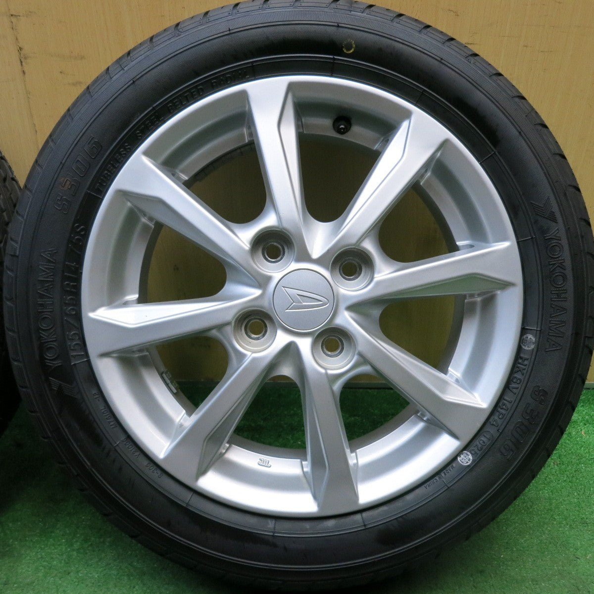 タイヤ未使用!25年★ダイハツ LA700S ピクシスメガ 純正 155/65R14 ヨコハマ S306 14インチ PCD100/4H★5070101HAノ