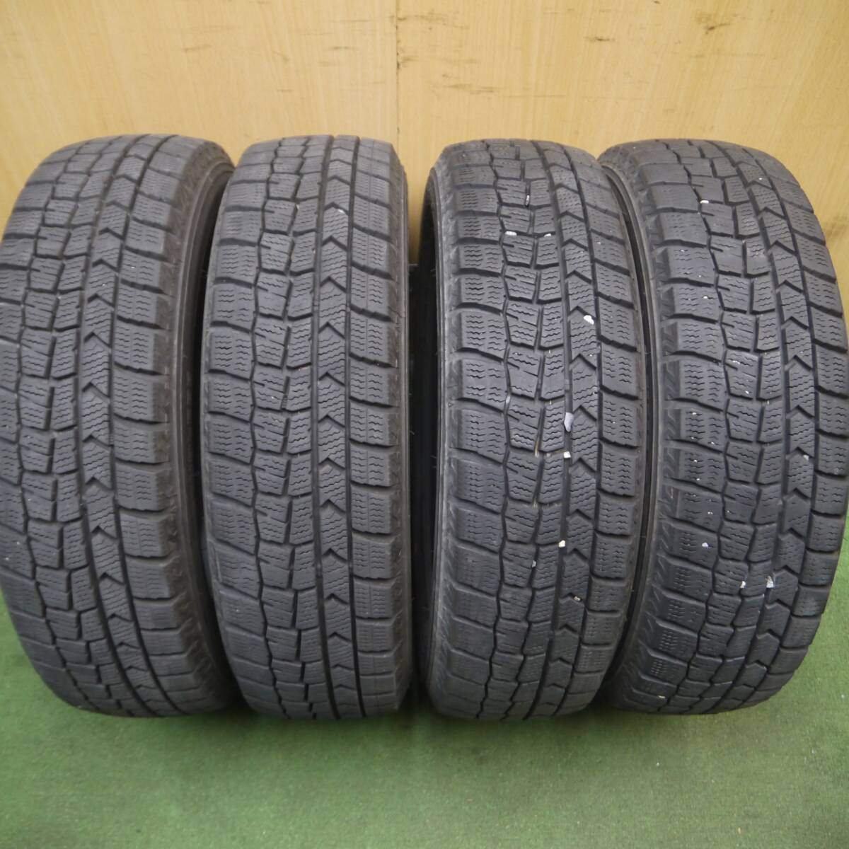バリ溝!9分★スタッドレス 155/65R13 ダンロップ ウインターマックス WM02 13インチ ムーヴ ワゴンR ラパン 等★4071009Hスタ