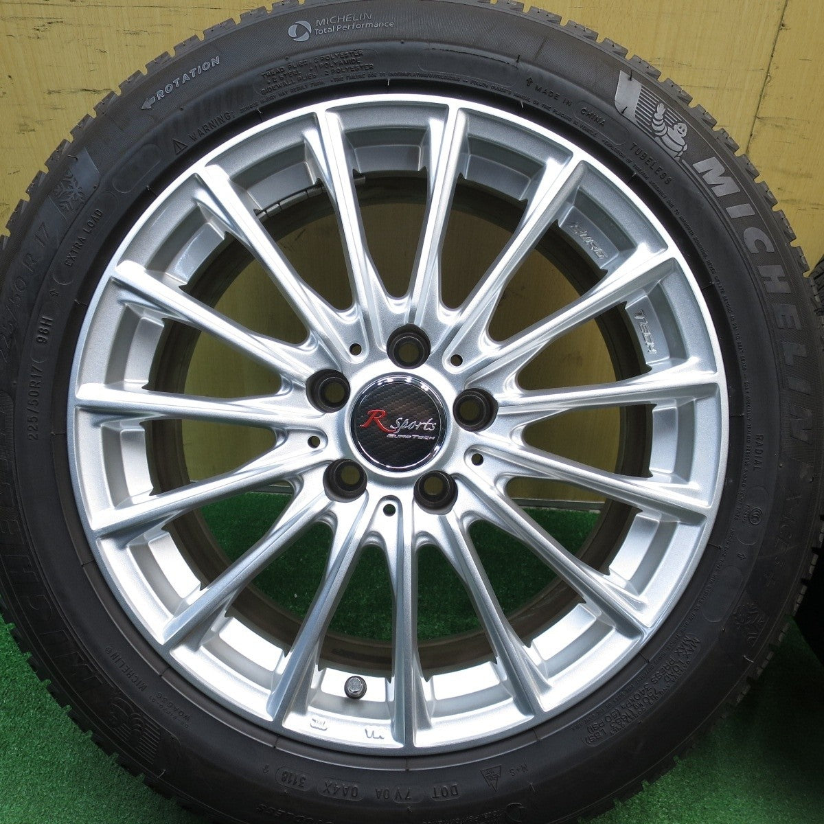 バリ溝!キレイ!8.5分★アウディ 等 R Sports EUROTECH 225/50R17 スタッドレス ミシュラン X-ICE3+ ユーロテック 17インチ PCD112/5H★5030709Hス