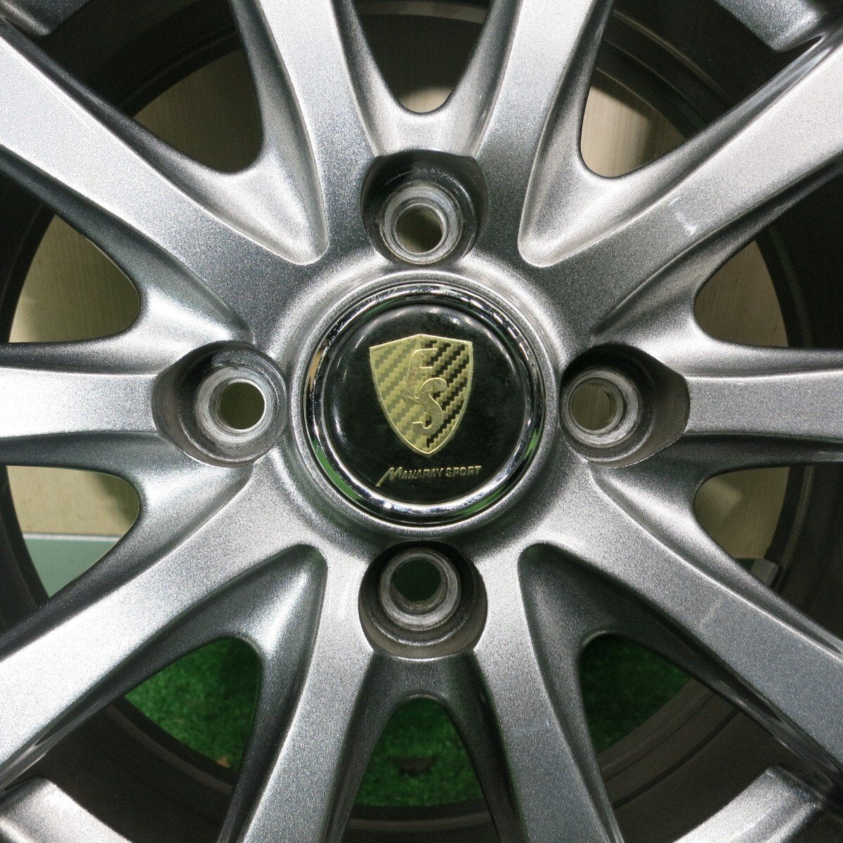 バリ溝!22年!キレイ!9.5分★スタッドレス 165/70R14 ブリヂストン ブリザック VRX2 MANARAY SPORT マナレイ 14インチ PCD100/4H★4121808TNス