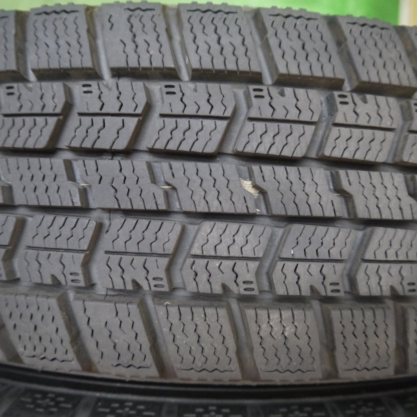 バリ溝!23年!キレイ!9.5分★スタッドレス 155/65R14 グッドイヤー アイスナビ7 LEAP リープ 14インチ PCD100/4H★5091005Hス