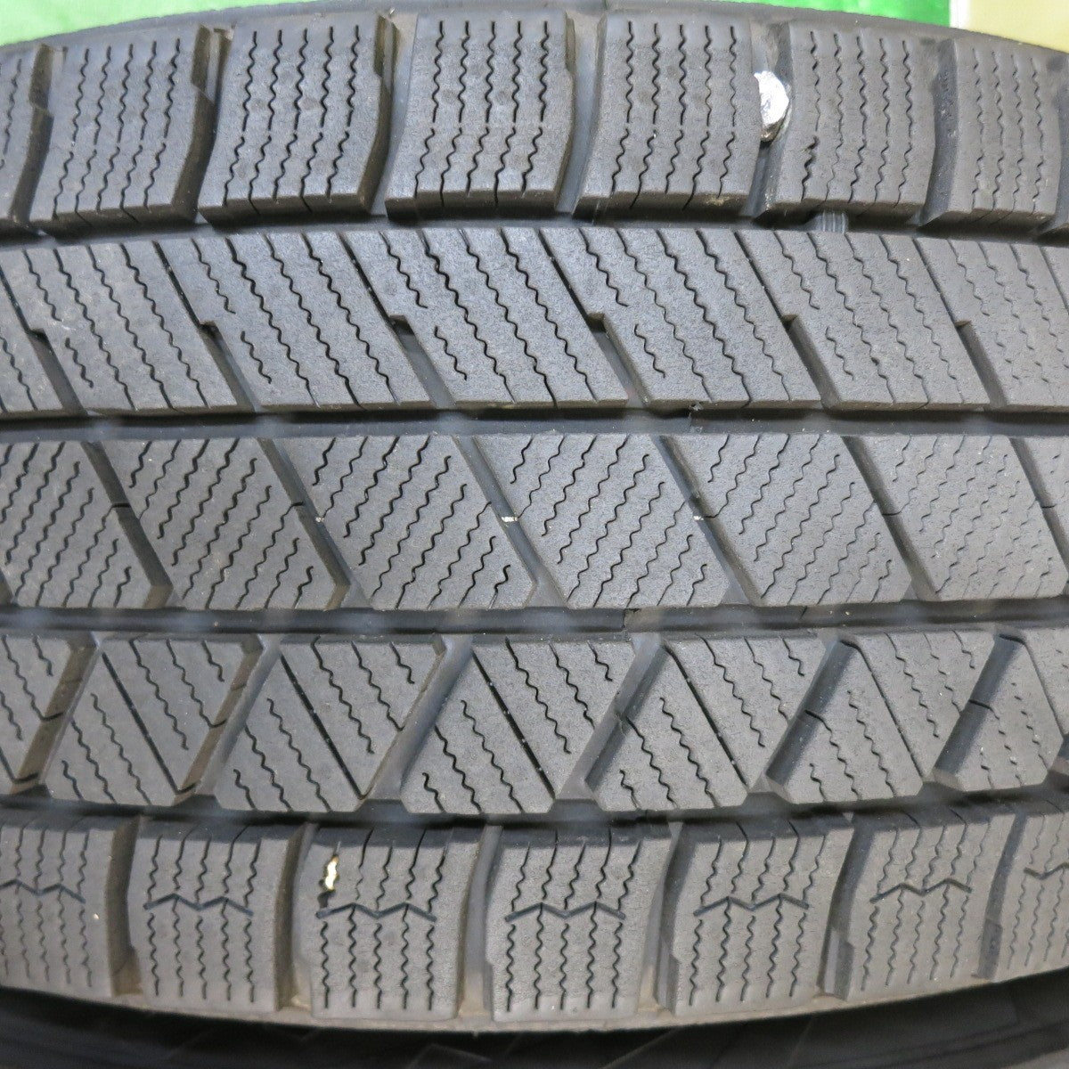 バリ溝!22年!キレイ!9.5分★スタッドレス 185/65R15 ブリヂストン ブリザック VRX3 PREO プレオ 15インチ PCD114.3/5H★5041506TNス