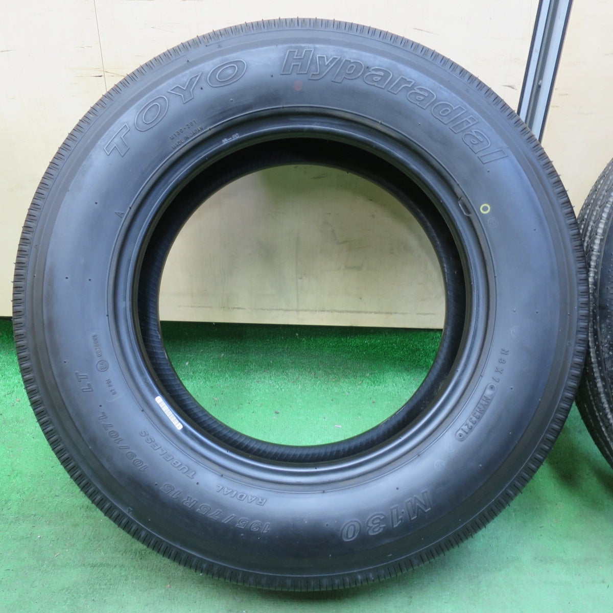 未使用!21年!2本★トラック タイヤ 195/75R15 109/107L トーヨー Hyparadial M130 15インチ★5041810イノタ