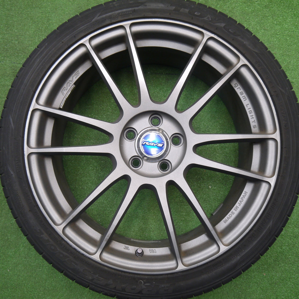 キレイ!21年★プリウス 等 RAYS gram LIGHTS 57XTREME 225/40R18 トーヨー プロクセス スポーツ レイズ グラムライツ 18インチ PCD100/5H★5120104Hノ