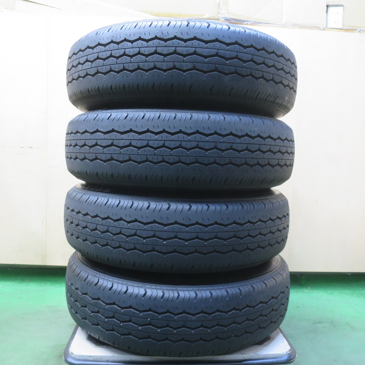 新車外し!26年◎トヨタ 200系 ハイエース 純正 スチール 195/80R15 107/105S ブリヂストン エコピア RD613 15インチ PCD139.7/6H◎6062605イノ