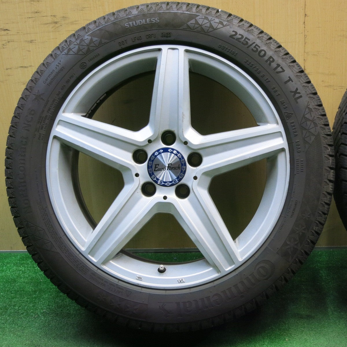 バリ溝!23年!9分★ベンツ 等 EuroForsch 225/50R17 スタッドレス コンチネンタル ノースコンタクト NC6 17インチ ユーロフォルシュ PCD112/5H★5040901NJス