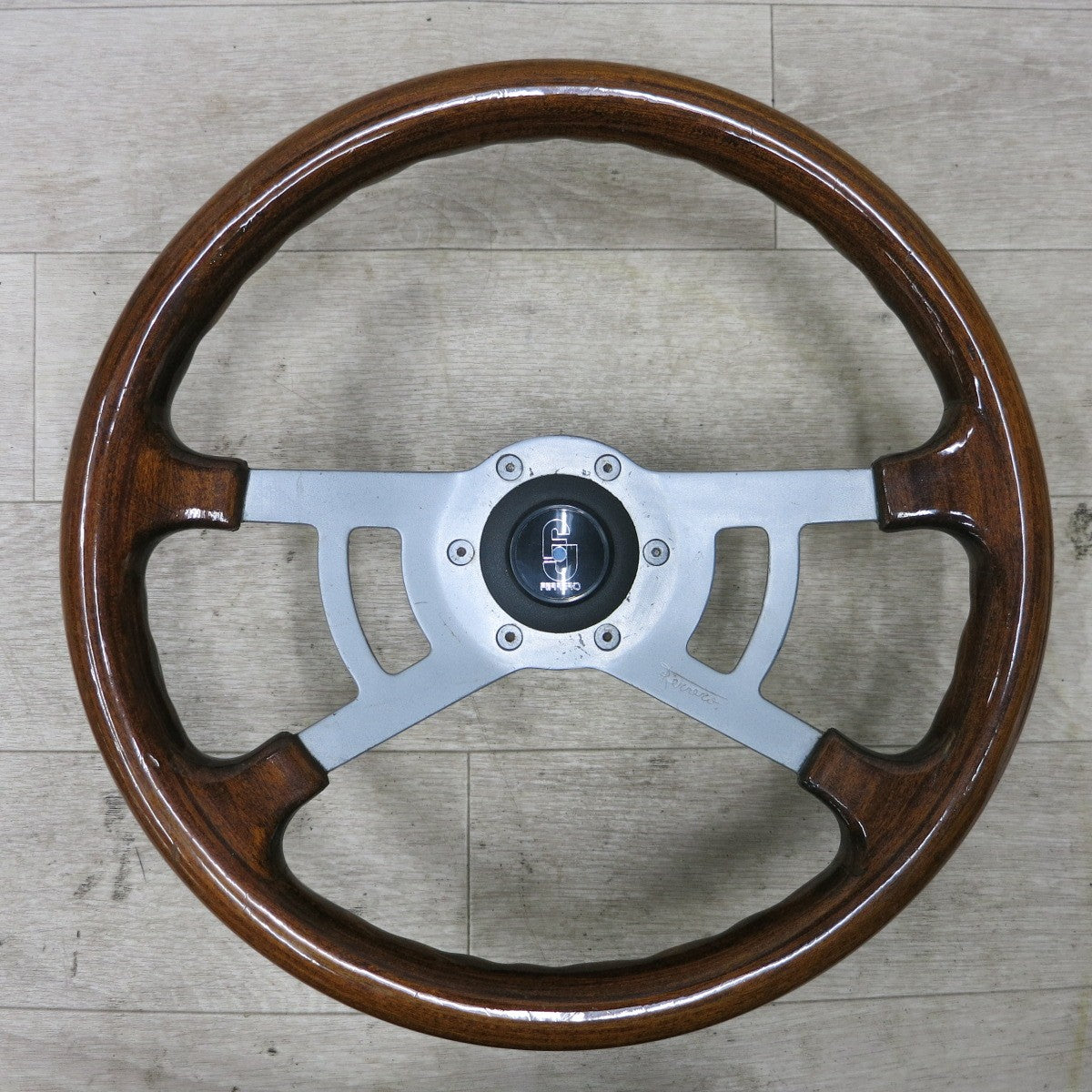 フェレロステアリング