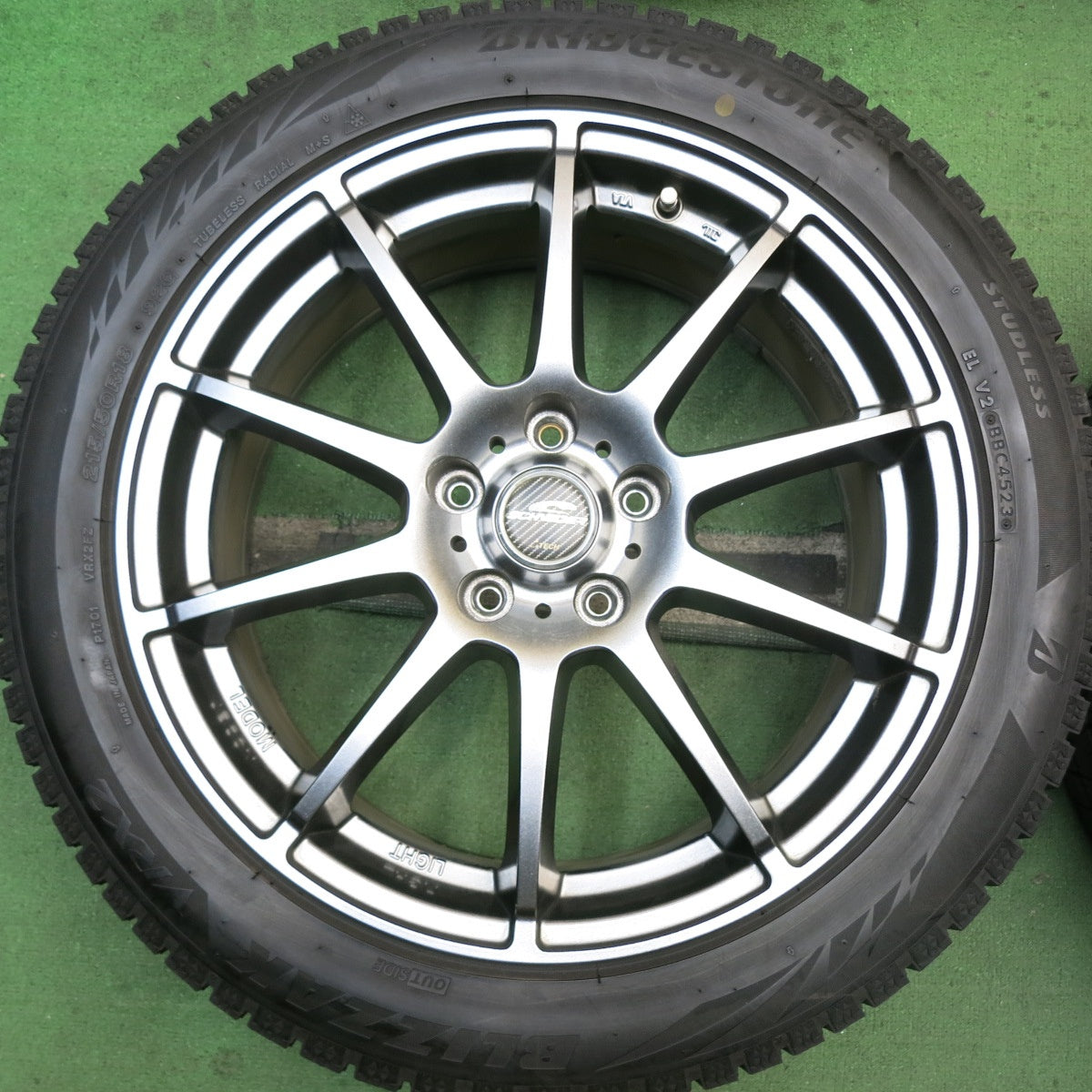 バリ溝!23年!キレイ!9.5分★スタッドレス 215/50R18 ブリヂストン ブリザック VRX2 SCHNEIDER シュナイダー 18インチ PCD114.3/5H★5092009HAス