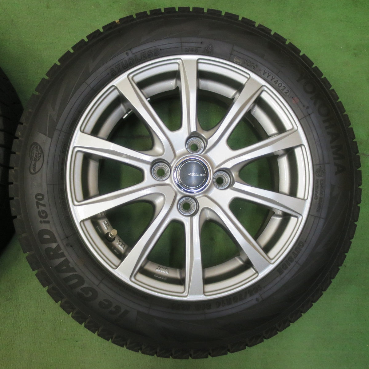 超バリ溝!22年!キレイ!ほぼ10分★スタッドレス 165/70R14 ヨコハマ アイスガード iG70 MiLLOUS ミルアス 14インチ PCD100/4H★5080605イス