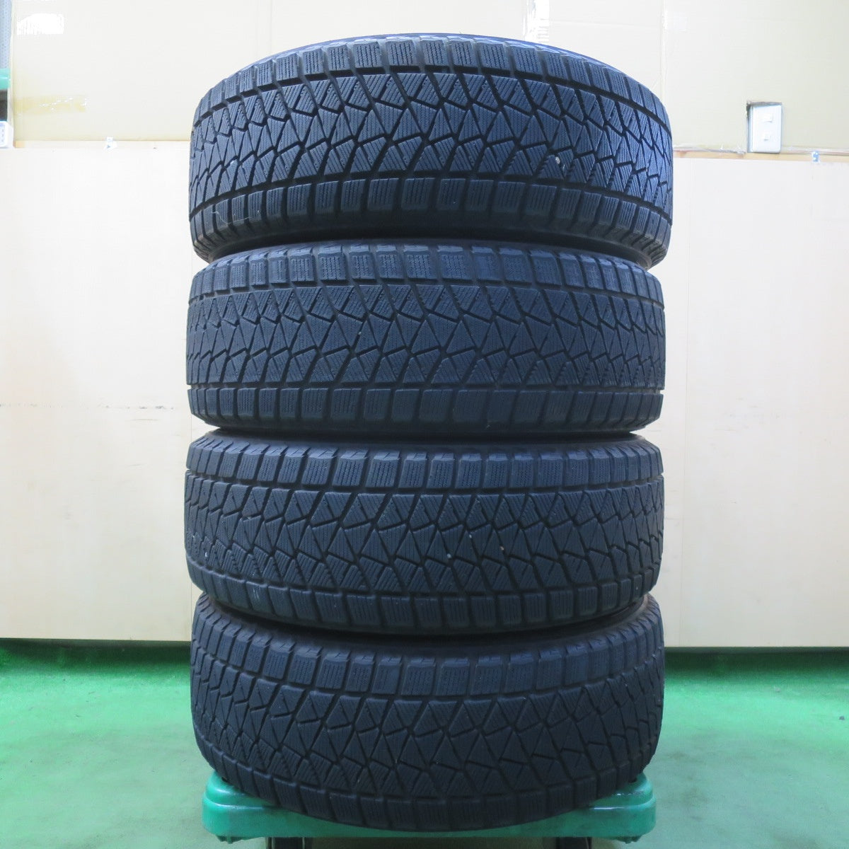 4本価格★ジープ 等 225/60R17 スタッドレス ブリヂストン ブリザック DM-V2 Tirado CROSS La-Strada 阿部商会 17インチ PCD110/5H★5042404イス