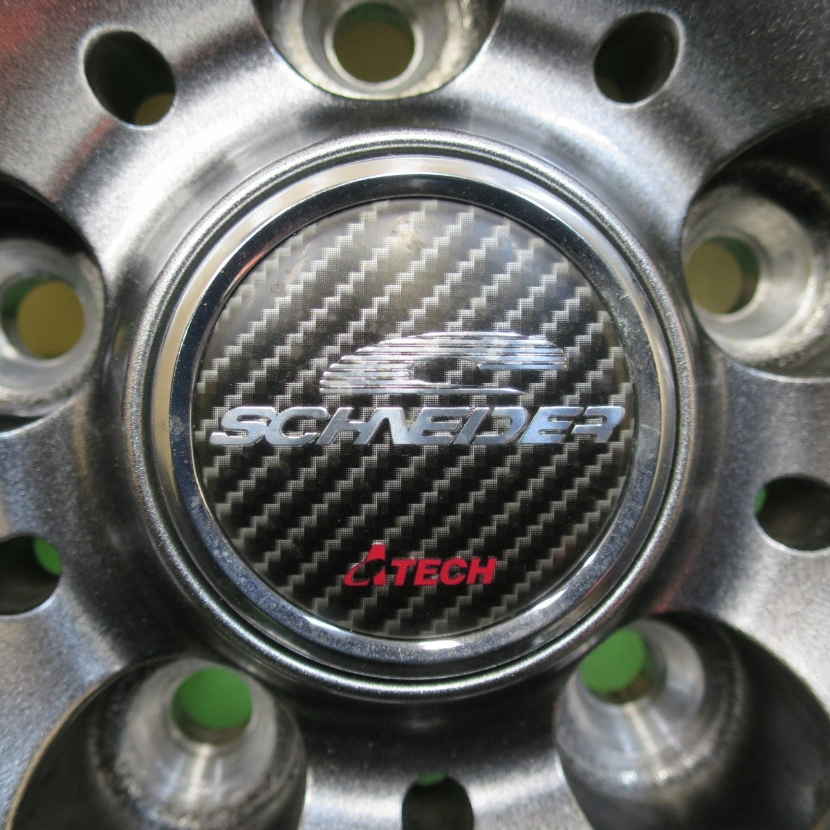 タイヤほぼ未使用!キレイ★スタッドレス 225/65R17 ピレリ アイスアシンメトリコ SCHNEIDER シュナイダー 17インチ PCD114.3/5H★5020106イス
