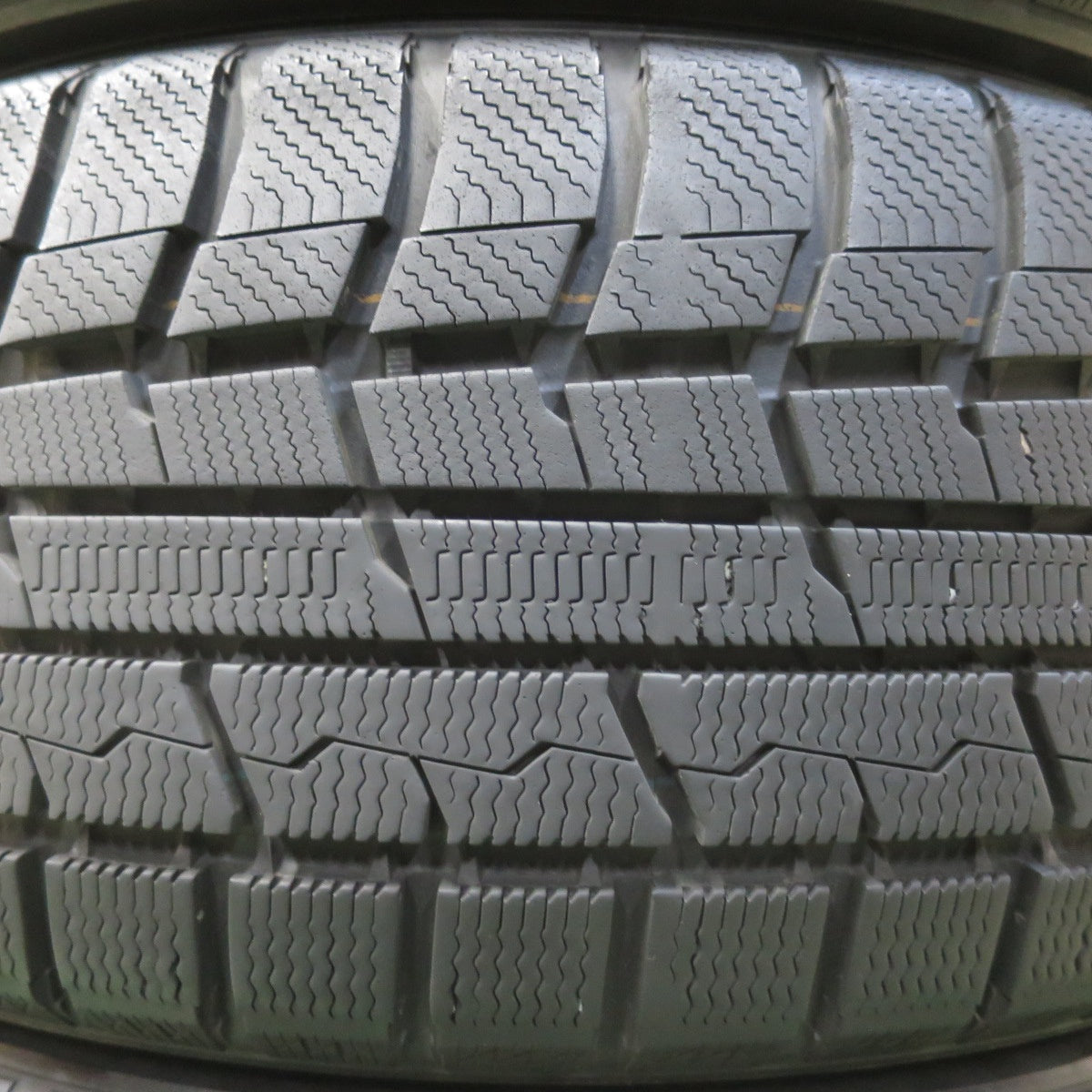 バリ溝!23年!9.5分★スタッドレス 225/50R18 トーヨー ウインター トランパス TX タイヤ 18インチ カローラクロス C-HR 等★5102510イスタ