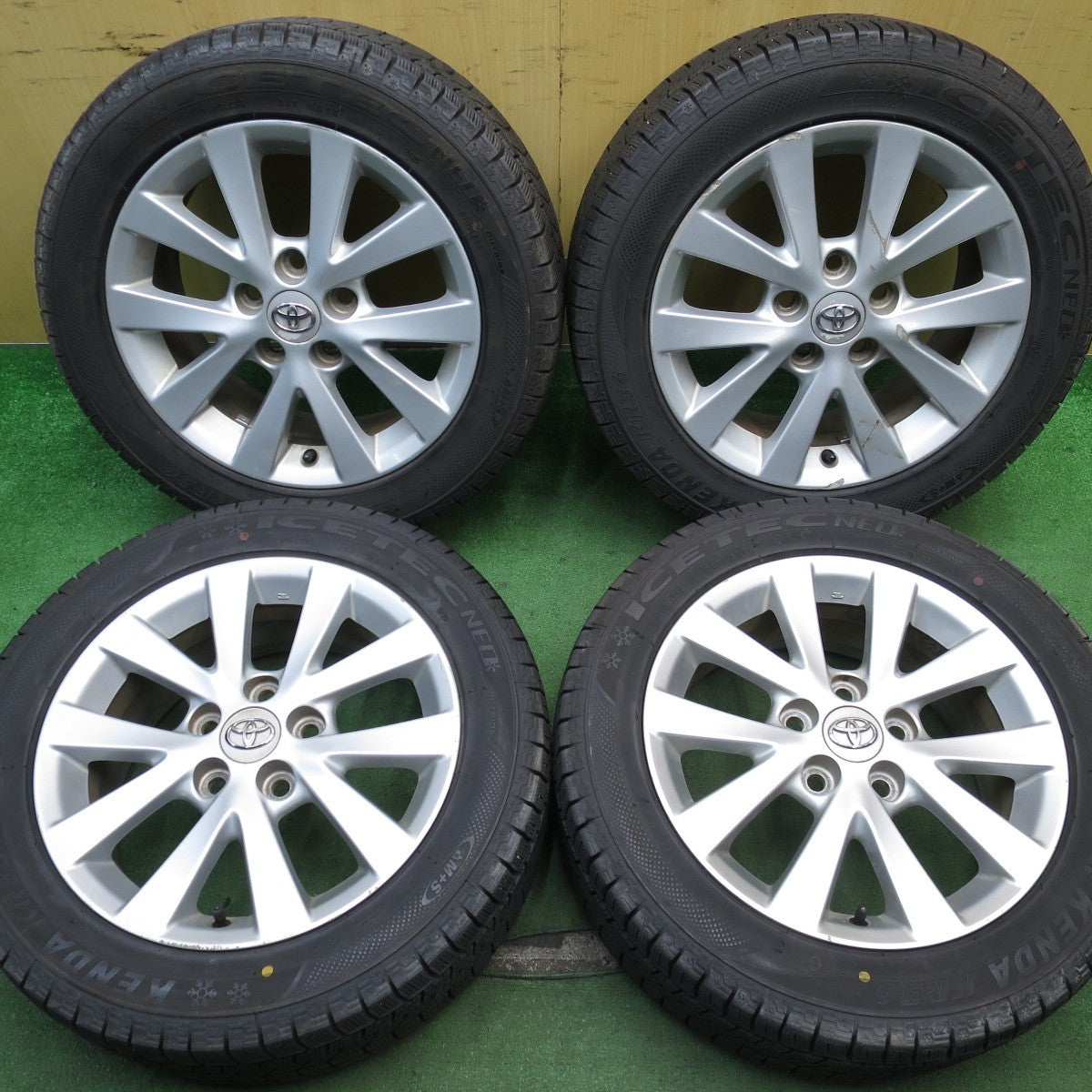 バリ溝!9.5分★トヨタ アイシス 純正 205/55R16 スタッドレス ケンダ KR36 アイステック ネオ 16インチ PCD114.3/5H★5060201NJス