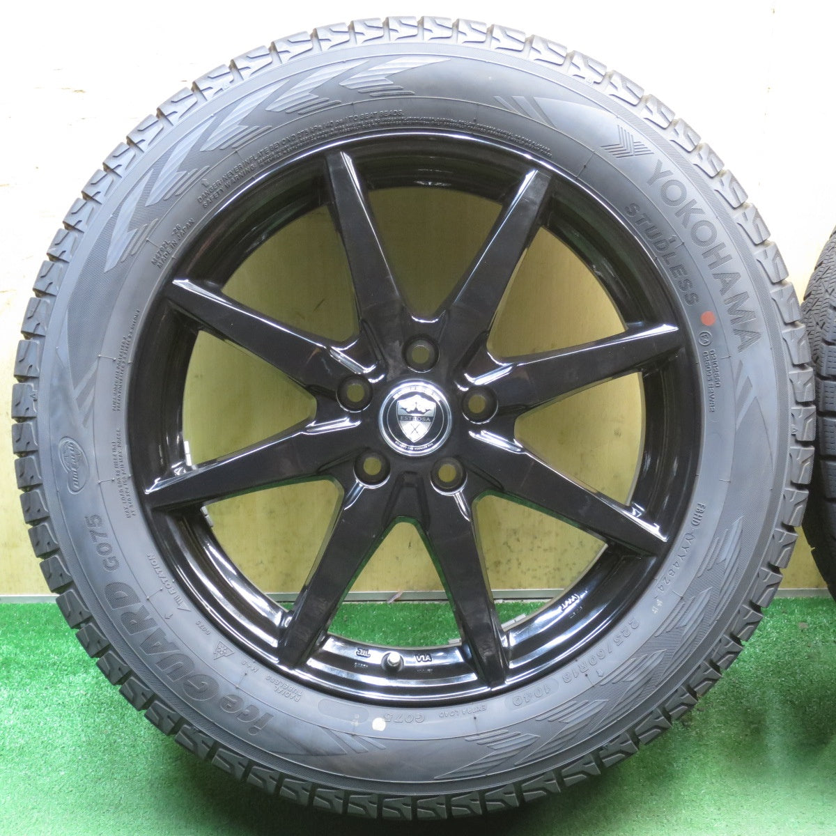 バリ溝!24年!キレイ!9.5分◎スタッドレス 225/60R18 ヨコハマ アイスガード G075 ESTROSA EST-8S エステローザ 18インチ PCD114.3/5H◎6100904NJス