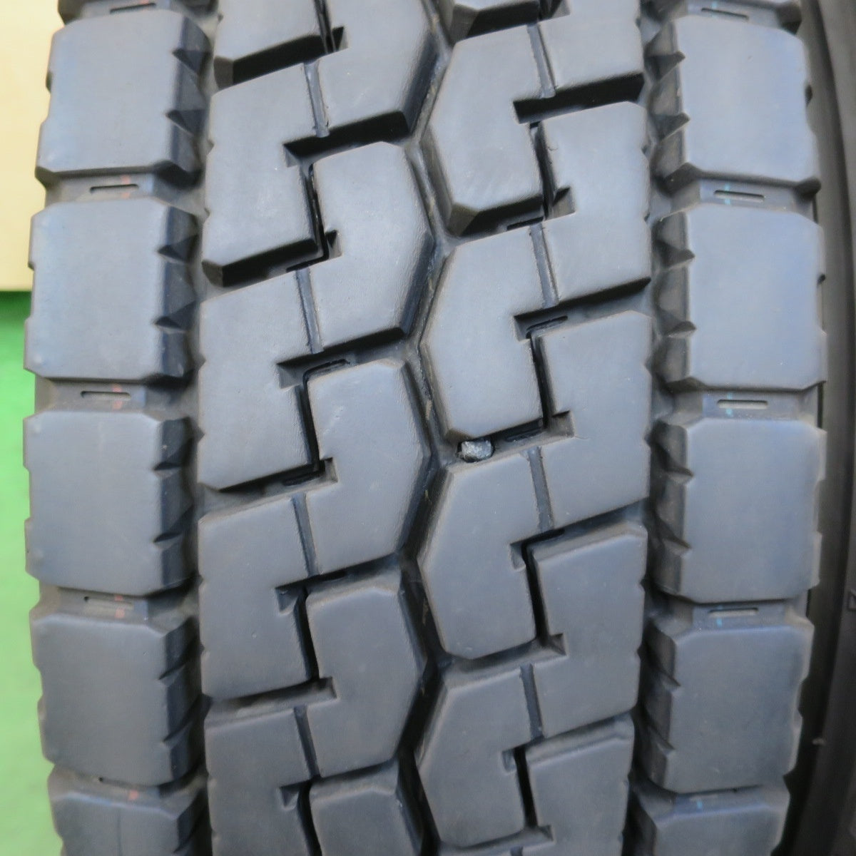 バリ溝!24年!9分★トラック 高荷重 トレーラー 等 タイヤ 235/70R17.5 136/134J トーヨー M626 オールシーズン ミックス 17.5インチ★6072906イスタ