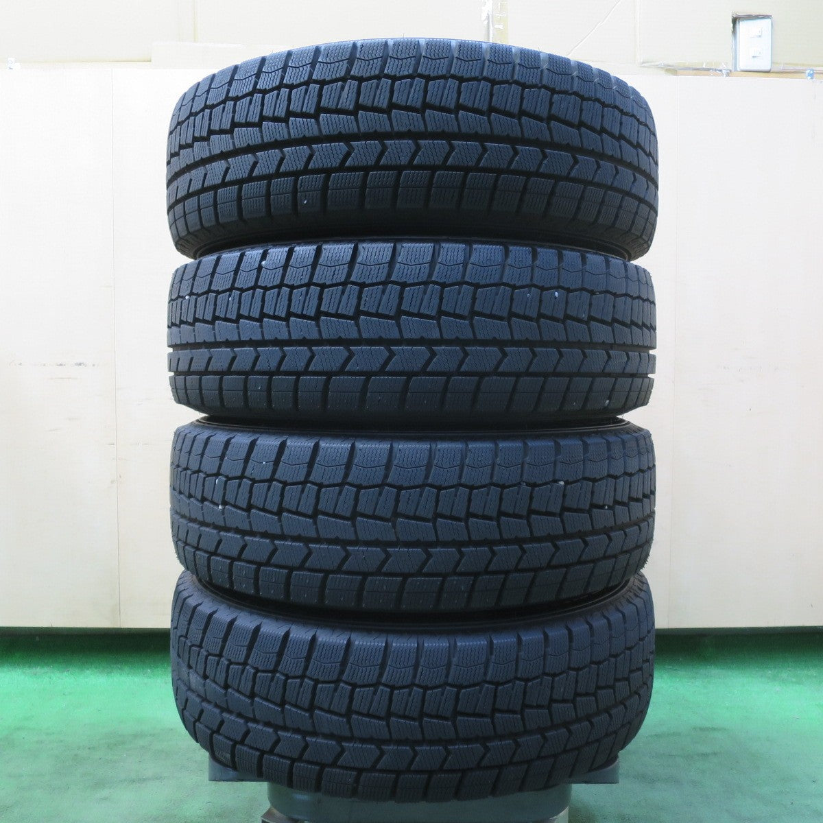 超バリ溝!24年!キレイ!ほぼ10分★スタッドレス 185/65R15 ダンロップ ウインターマックス WM02 Devotion AME ディヴォーション 15インチ PCD100/4H★5080404イス