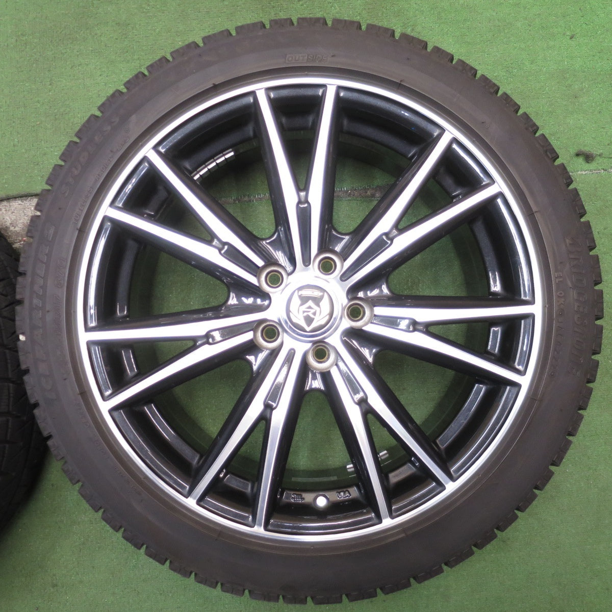 バリ溝!22年!キレイ!9分★86 BRZ 等 215/45R17 スタッドレス ブリヂストン アイスパートナー2 RiZLEY ライツレー 17インチ PCD100/5H★5072704NJス