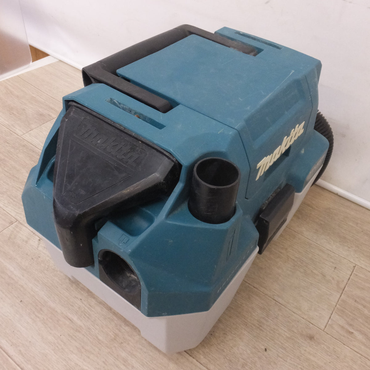 ★マキタ makita 乾湿両用 業務用 充電式集じん機 VC750D 18V 本体のみ★