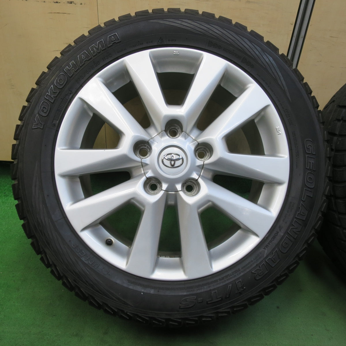 バリ溝!キレイ!9分★トヨタ ランクル 200系 ZX 後期 純正 275/50R20 スタッドレス ヨコハマ ジオランダー i/T-S 20インチ PCD150/5H★5071801イス