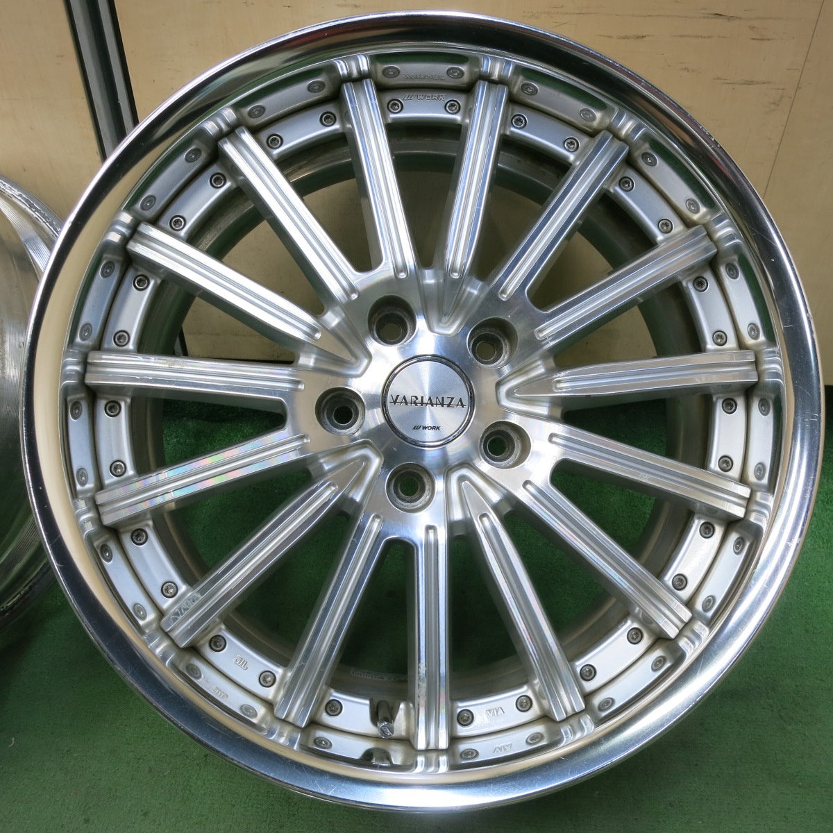 4本価格★WORK VARIANZA W4S 18インチ ホイール ワーク ヴァリアンツァ 18×8JJ PCD114.3/5H★5051302SYホ
