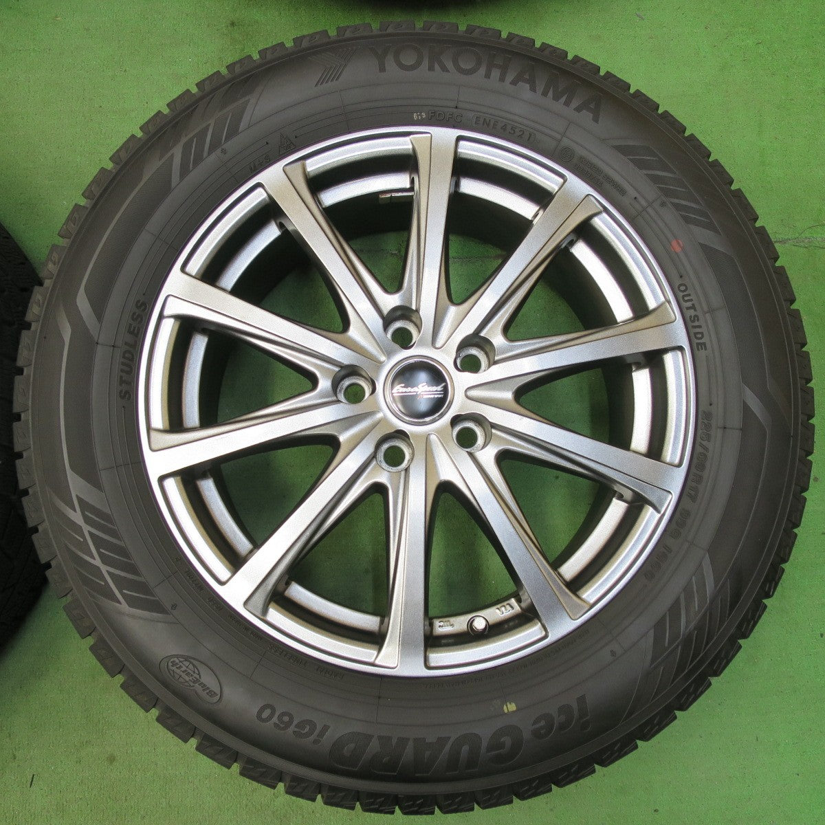 バリ溝!22年!キレイ!9.5分以上★スタッドレス 225/60R17 ヨコハマ アイスガード iG60 EuroSpeed MANARAY SPORT ユーロスピード マナレイ 17インチ PCD114.3/5H★5051008イス