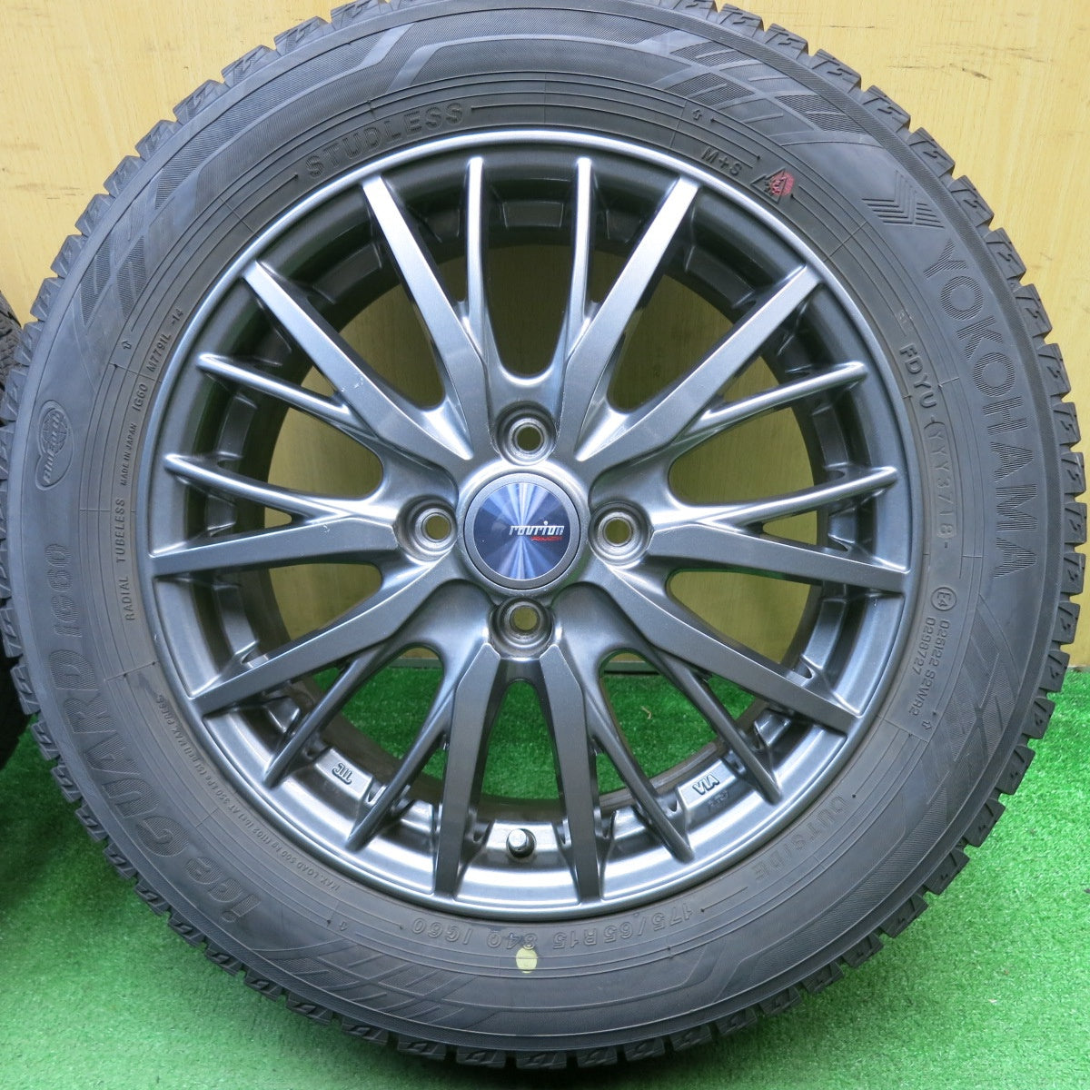 バリ溝!キレイ!9分★スタッドレス 175/65R15 ヨコハマ アイスガード iG60 ravrion RM01 ラブリオン 15インチ PCD100/4H★5042208TNス