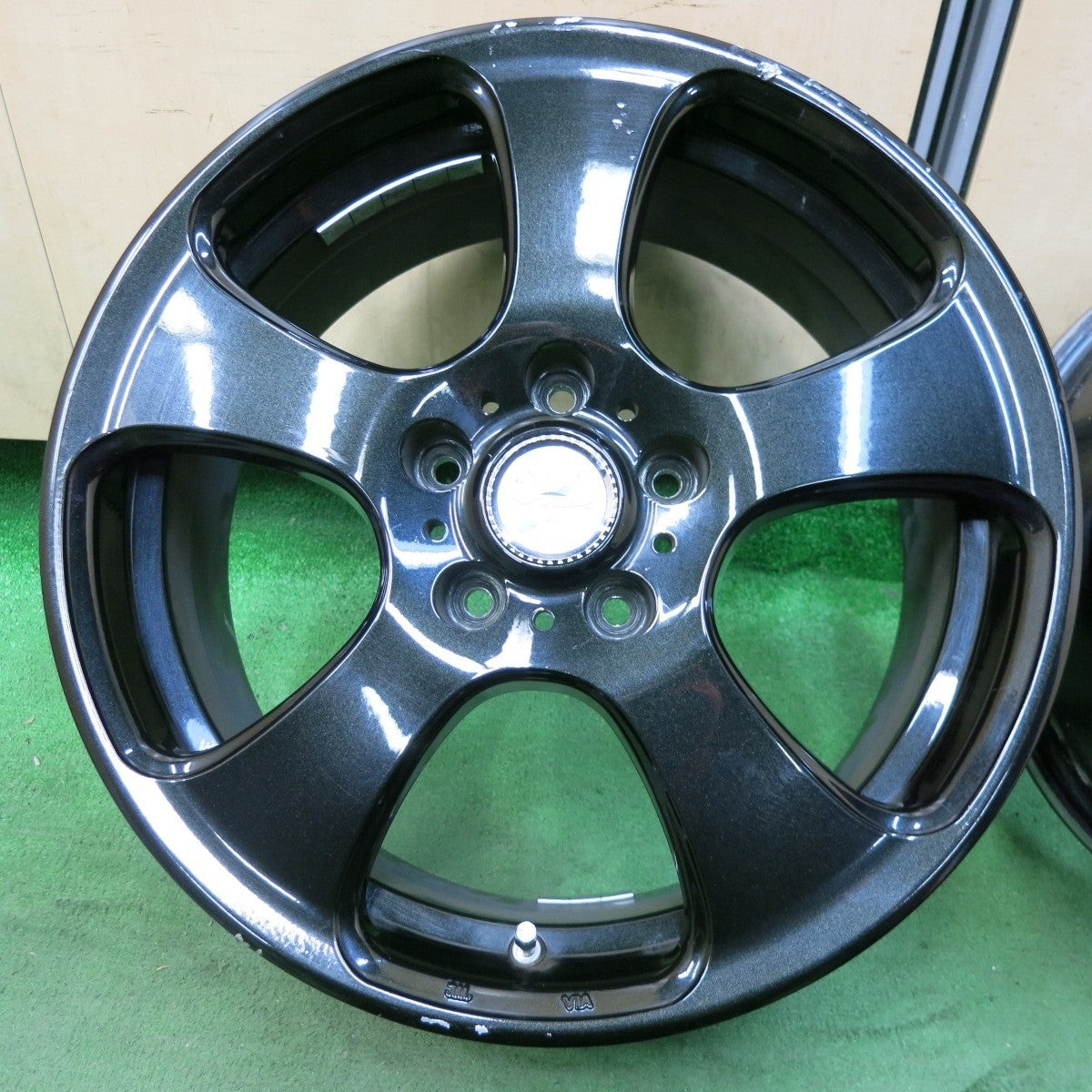 4本価格★VEX ホイール 17インチ 社外 アルミ 17×7JJ PCD114.3/5H★5021006SYホ