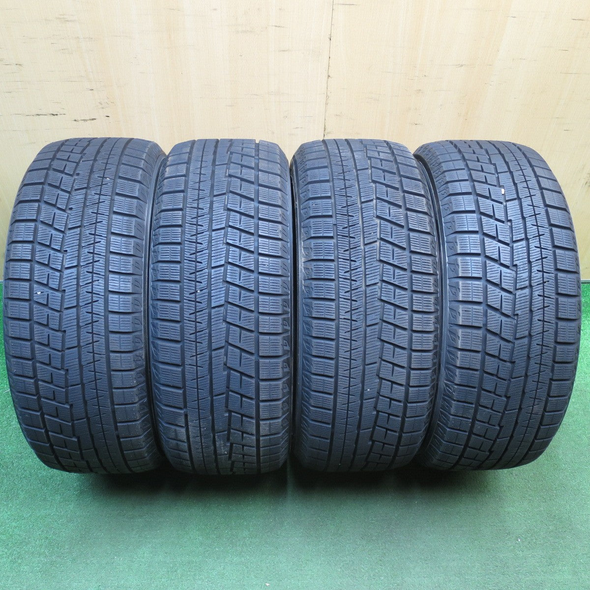 送料無料] ほぼ未使用☆スタッドレス 215/45R17 ヨコハマ アイスガード 