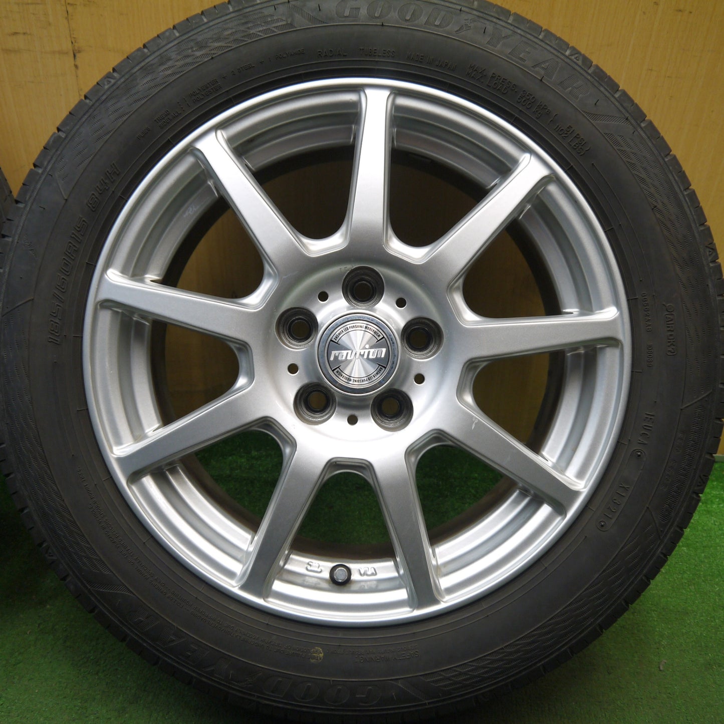 バリ溝!23年!9分★シエンタ 等 185/60R15 グッドイヤー EfficientGrip ECO EG02 ravrion ラブリオン 15インチ PCD100/5H★5091006Hノ