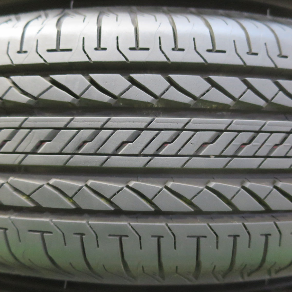 新車外し!24年★スズキ JB64W ジムニー 純正 175/80R16 ブリヂストン デューラー H/L 852 DUELER 16インチ PCD139.7/5H★5052612イノ