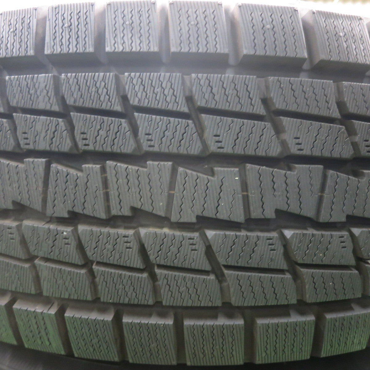バリ溝!22年!キレイ!ほぼ10分★スタッドレス 265/65R17 グッドイヤー アイスナビ SUV KEELER キーラー 17インチ PCD139.7/6H★4111502HAス