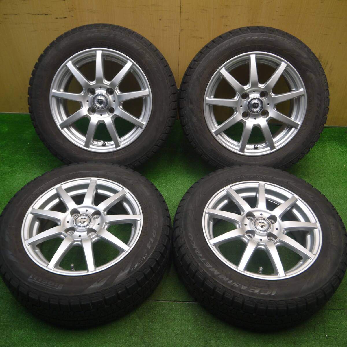 バリ溝!キレイ!8.5分★スタッドレス 175/65R14 ピレリ アイスアシンメトリコ VOLGA ヴォルガ 14インチ PCD100/4H★4112601Hス