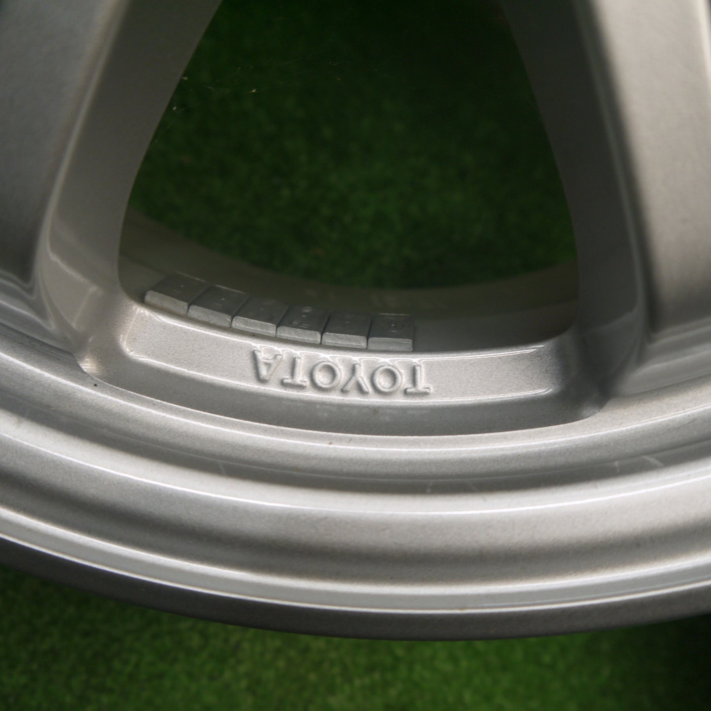 キレイ★トヨタ 50系 プリウス 純正 ホイール 15インチ 15×6.5J PCD100/5H★5122606Hホ