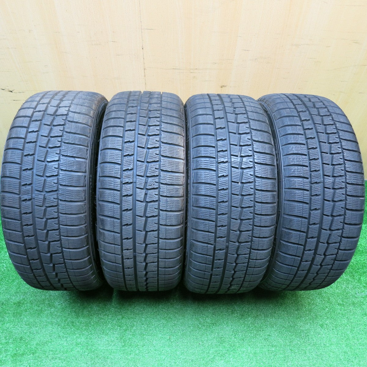 超バリ溝!9.5分以上★BMW 等 MAK LUFT FF 245/45R18 スタッドレス ダンロップ ウインターマックス WM01 DSST ランフラット 18インチ PCD112/5H★5101804HAス