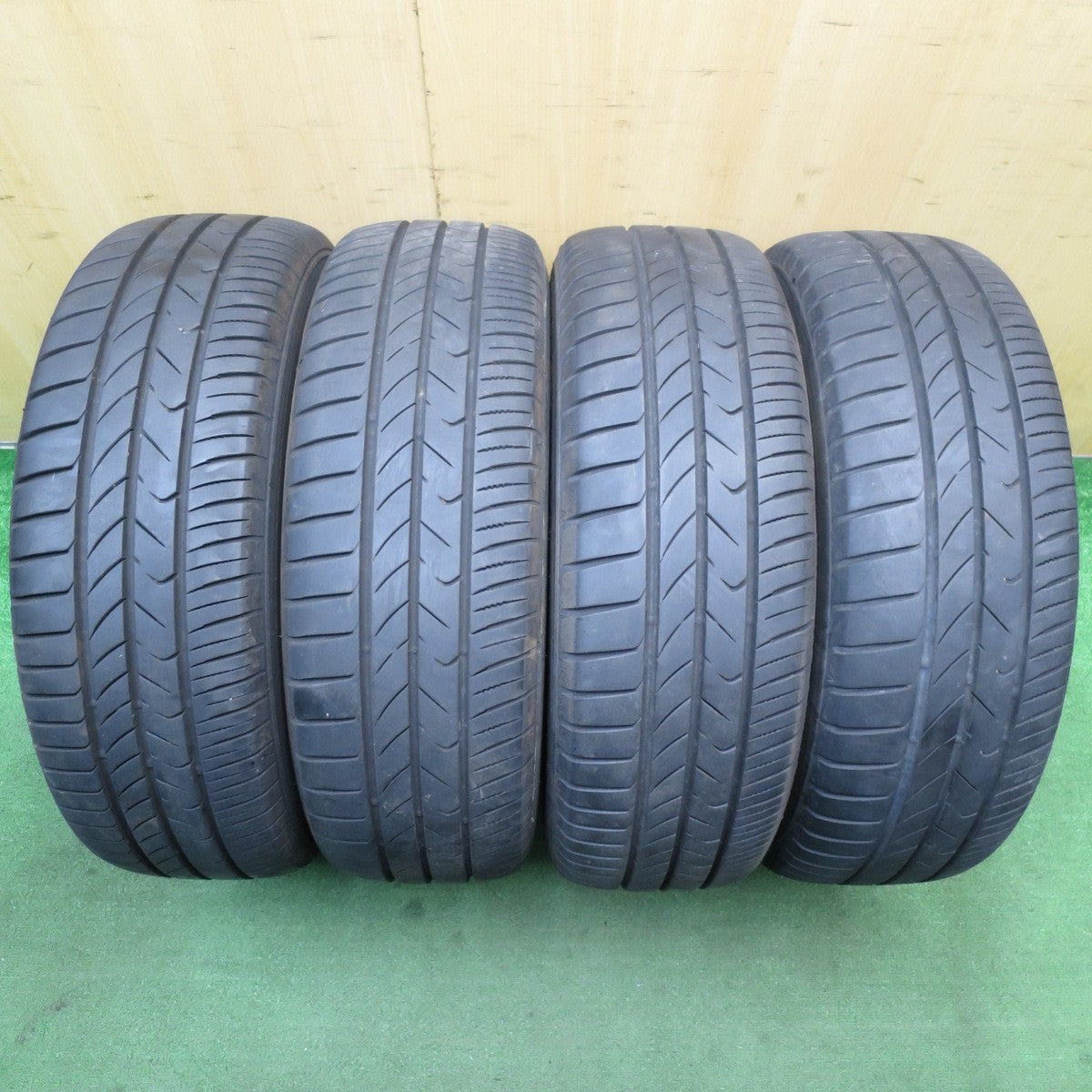 バリ溝!23年!9.5分★日産 セレナ 純正 スチール 195/65R15 トーヨー トランパス MP7 15インチ PCD114.3/5H★5060303NJノ