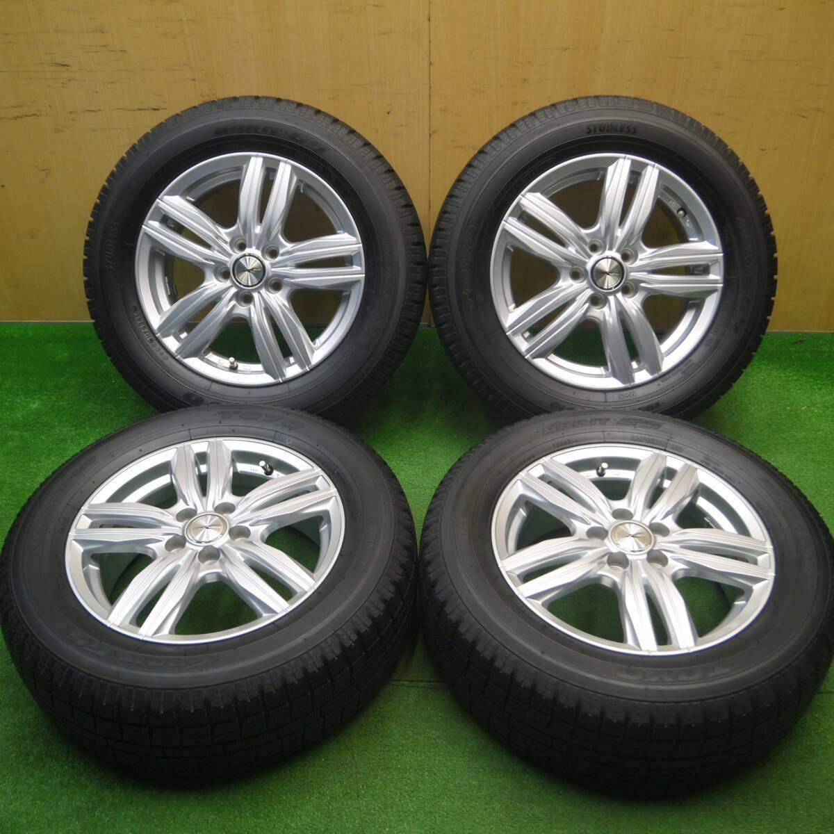 バリ溝!キレイ!ほぼ10分★プリウス 等 195/65R15 スタッドレス トーヨー ガリット G5 JOKER ジョーカー 15インチ PCD100/5H★4120302Hス